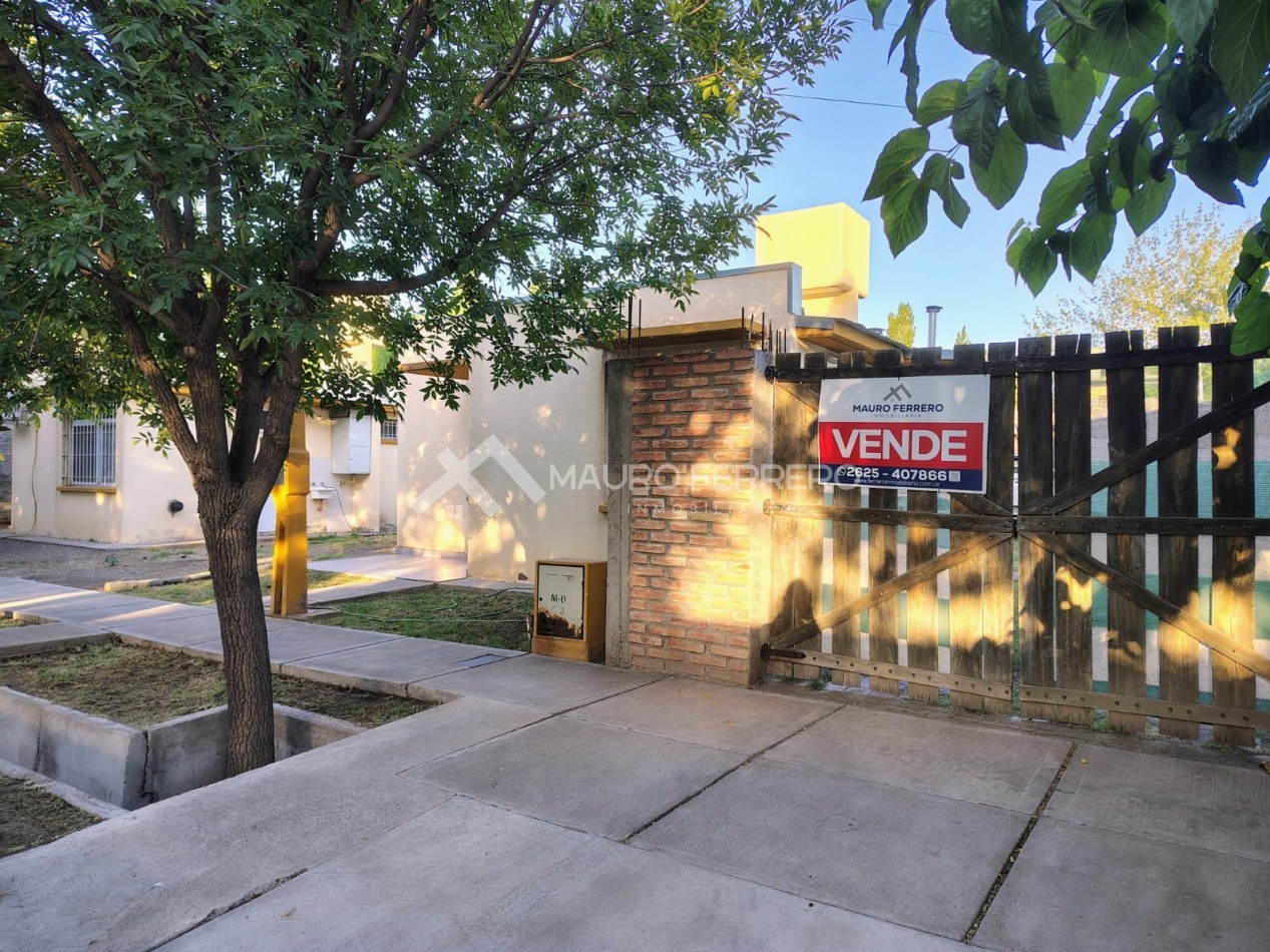 CASA EN VENTA - BARRIO 24 DE NOVIEMBRE | BOWEN