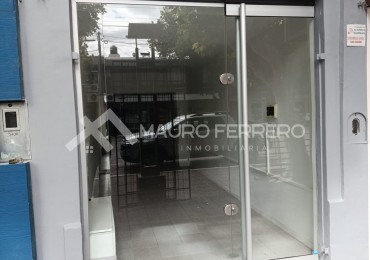  LOCAL COMERCIAL EN AVENIDA ALVEAR OESTE